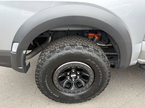 Used 2023 Ford F150 Raptor w/ Raptor Carbon Fiber Package AWD/4WD image 13