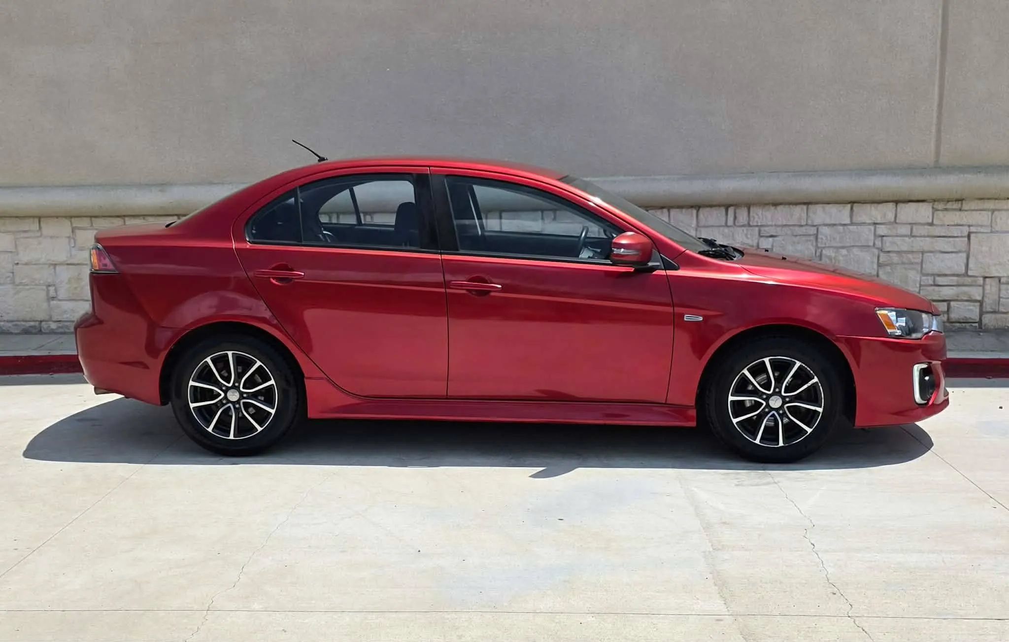 Used 2017 Mitsubishi Lancer Sedan FWD image 2