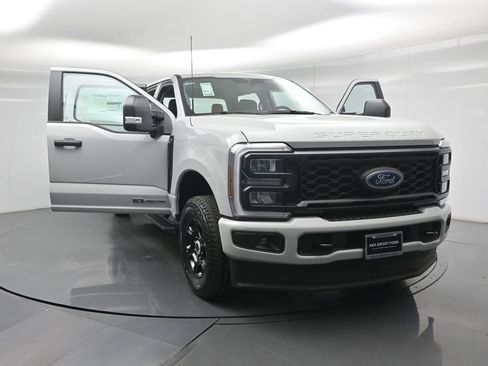 New 2026 Ford F250 XL w/ STX Appearance Package AWD/4WD image 28