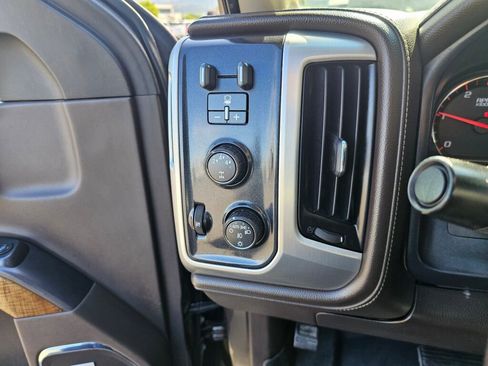 Used 2015 GMC Sierra 3500 SLT w/ Duramax Plus Package AWD/4WD image 21