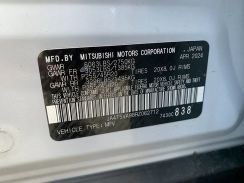 Used 2024 Mitsubishi Outlander Ralliart AWD/4WD image 36