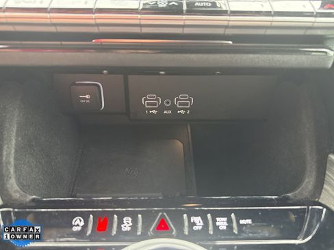 Used 2024 Jeep Wagoneer Series II RWD image 17