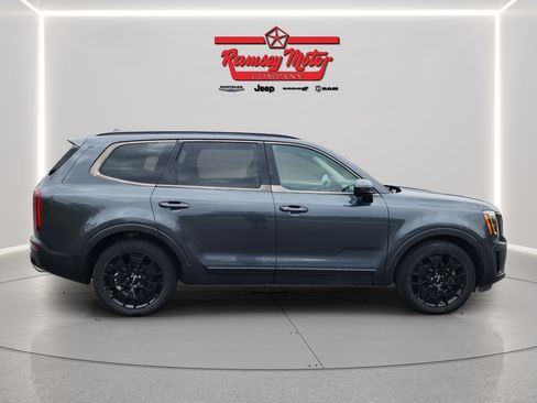 Used 2022 Kia Telluride SX w/ Nightfall Edition Package AWD/4WD image 6