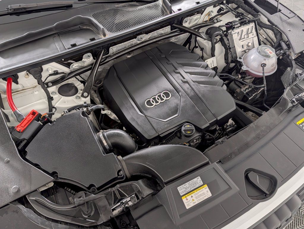 Used 2024 Audi Q5 2.0T Premium Plus w/ Premium Plus Package AWD/4WD image 8