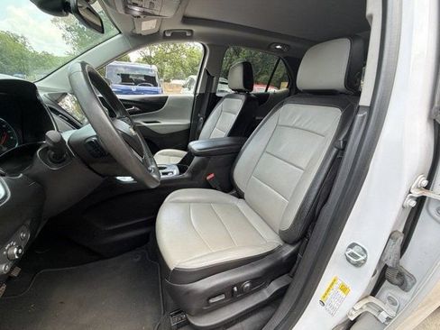 Used 2018 Chevrolet Equinox Premier FWD image 10