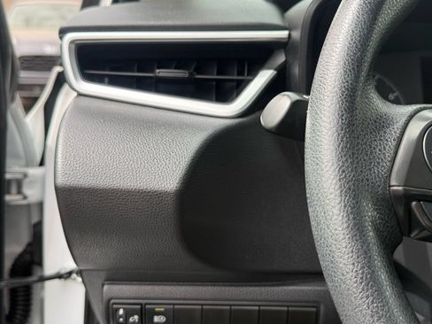 Used 2024 Toyota Corolla LE FWD image 15