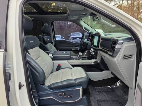 Used 2021 Ford F150 Limited image 37