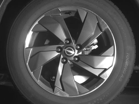 Used 2025 Nissan Rogue SV FWD image 14