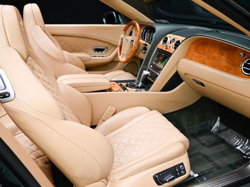 Used 2017 Bentley Continental GT image 71