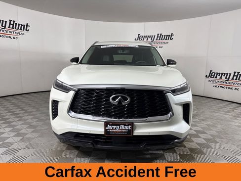 Used 2023 INFINITI QX60 Luxe w/ Cargo Package AWD/4WD image 3