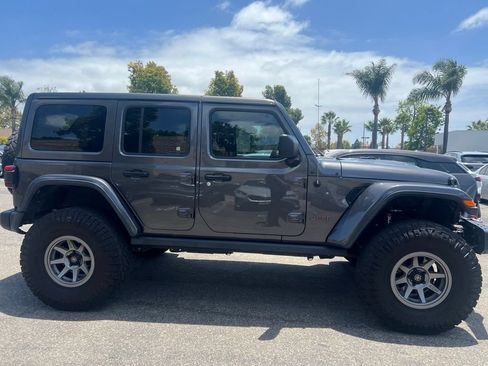 Used 2021 Jeep Wrangler Unlimited Rubicon AWD/4WD image 3