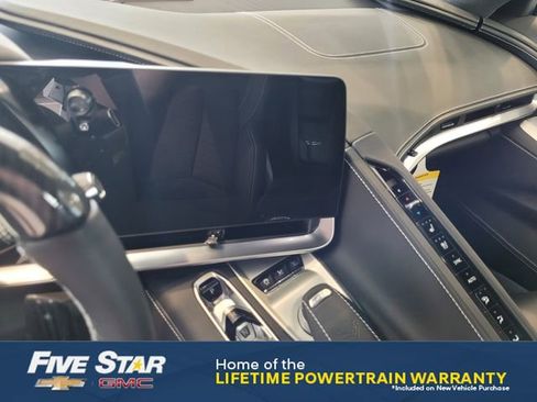 New 2025 Chevrolet Corvette E-Ray image 18
