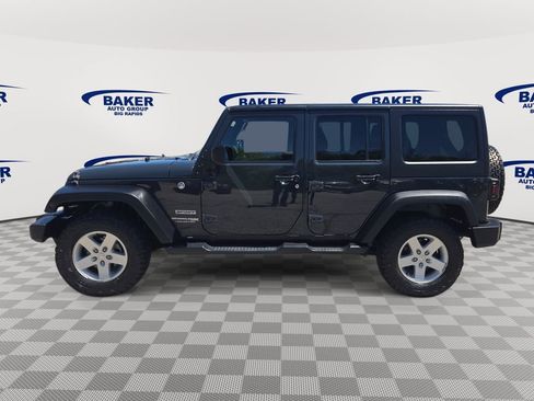 Used 2018 Jeep Wrangler Unlimited Sport S AWD/4WD image 7