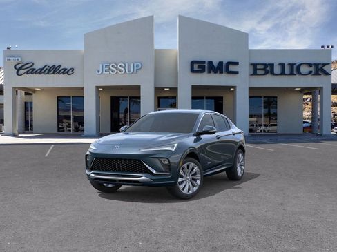 New 2025 Buick Envista Avenir image 8