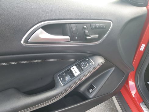 Used 2015 Mercedes-Benz GLA 250 4MATIC image 20