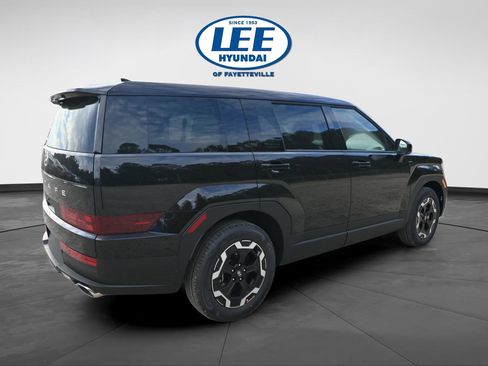 New 2026 Hyundai Santa Fe SE FWD image 3