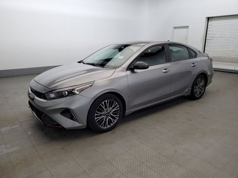 Used 2023 Kia Forte GT-Line image 2