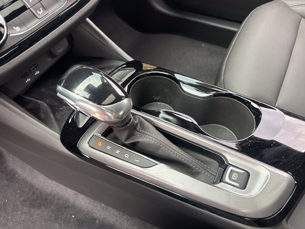 New 2026 Buick Envista Sport Touring w/ Convenience I Package FWD image 18
