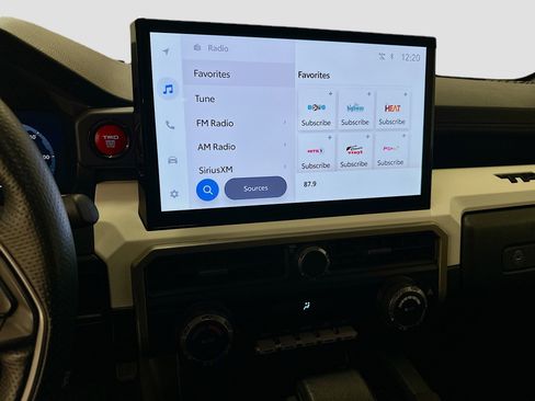 Used 2024 Toyota Tacoma TRD Off-Road image 26