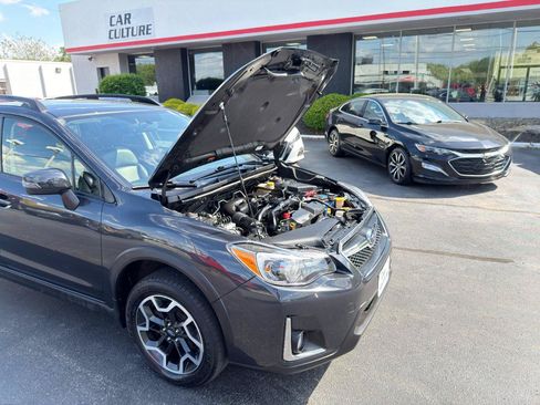 Used 2017 Subaru Crosstrek 2.0i Limited w/ Popular Package #2 AWD/4WD image 64