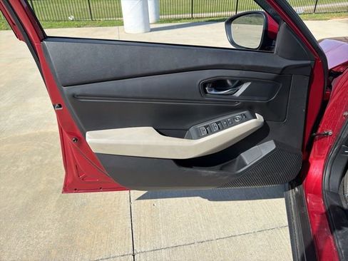 Used 2024 Honda Accord EX image 10