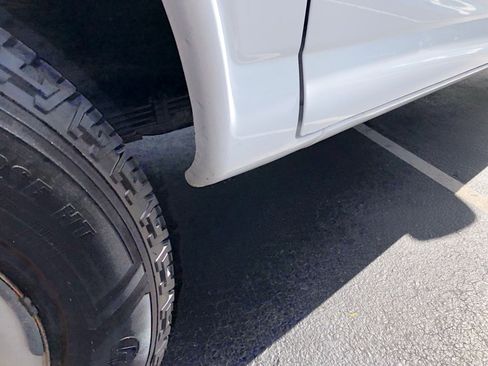 Used 2020 Chevrolet Express 3500 w/ Driver Convenience Package image 14