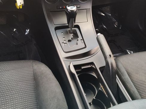 Used 2012 MAZDA MAZDA3 i Touring image 19