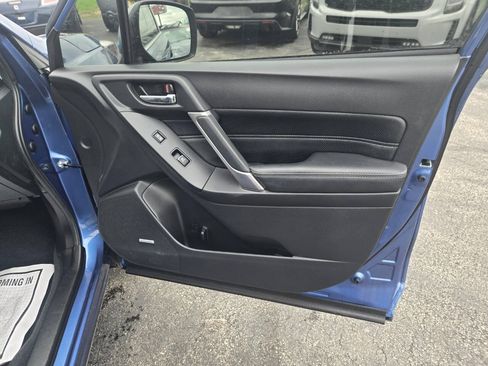 Used 2018 Subaru Forester 2.5i Touring AWD/4WD image 16