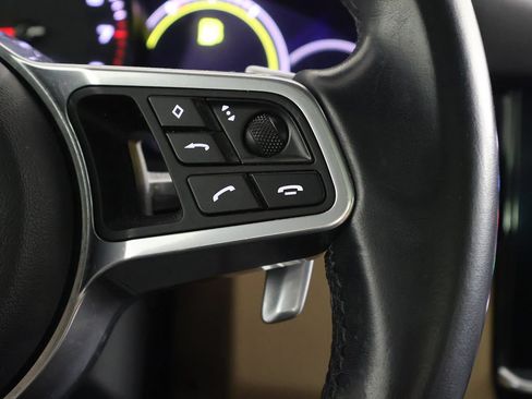 Used 2022 Porsche Cayenne Platinum Edition AWD/4WD image 44