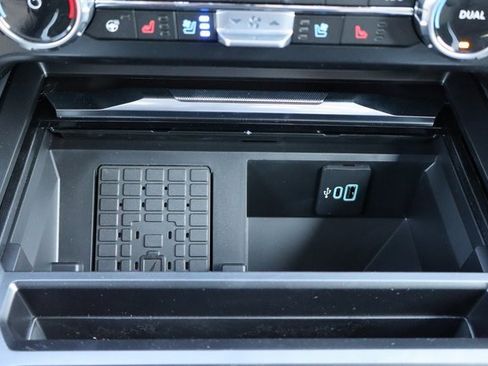 New 2026 Ford F250 Platinum w/ Tremor Off-Road Package image 12