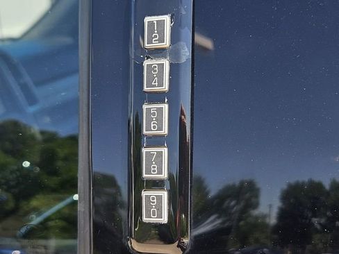 Used 2018 Ford F350 Lariat w/ Lariat Ultimate Package AWD/4WD image 11