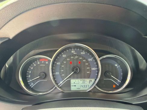 Used 2014 Toyota Corolla LE FWD image 26