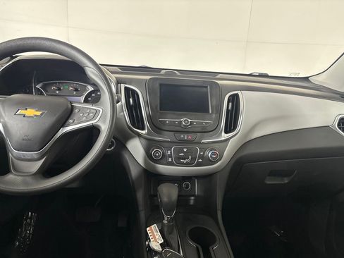 Used 2022 Chevrolet Equinox LT FWD image 17