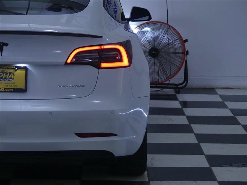 Used 2021 Tesla Model 3 Long Range AWD/4WD image 27