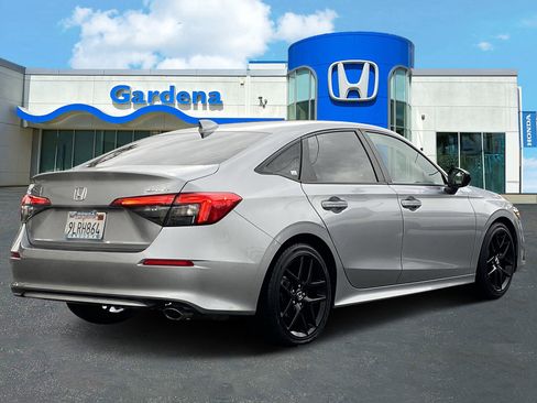 Used 2024 Honda Civic Sport image 6