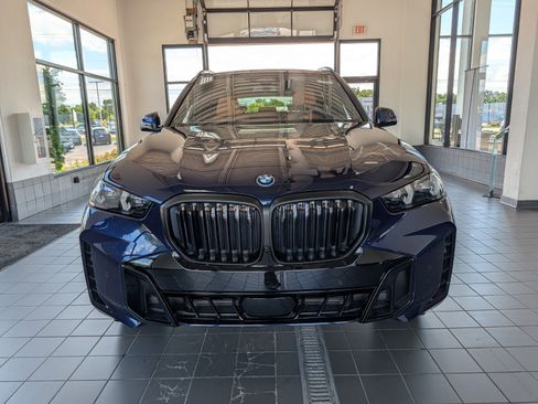 New 2026 BMW X5 xDrive50e w/ Executive Package AWD/4WD image 8