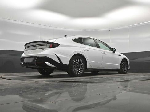 New 2026 Hyundai Sonata SEL FWD image 40