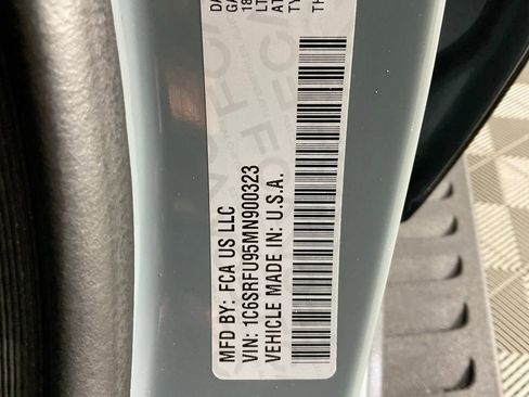 Used 2021 RAM 1500 TRX w/ TRX Lanuch Edition image 27