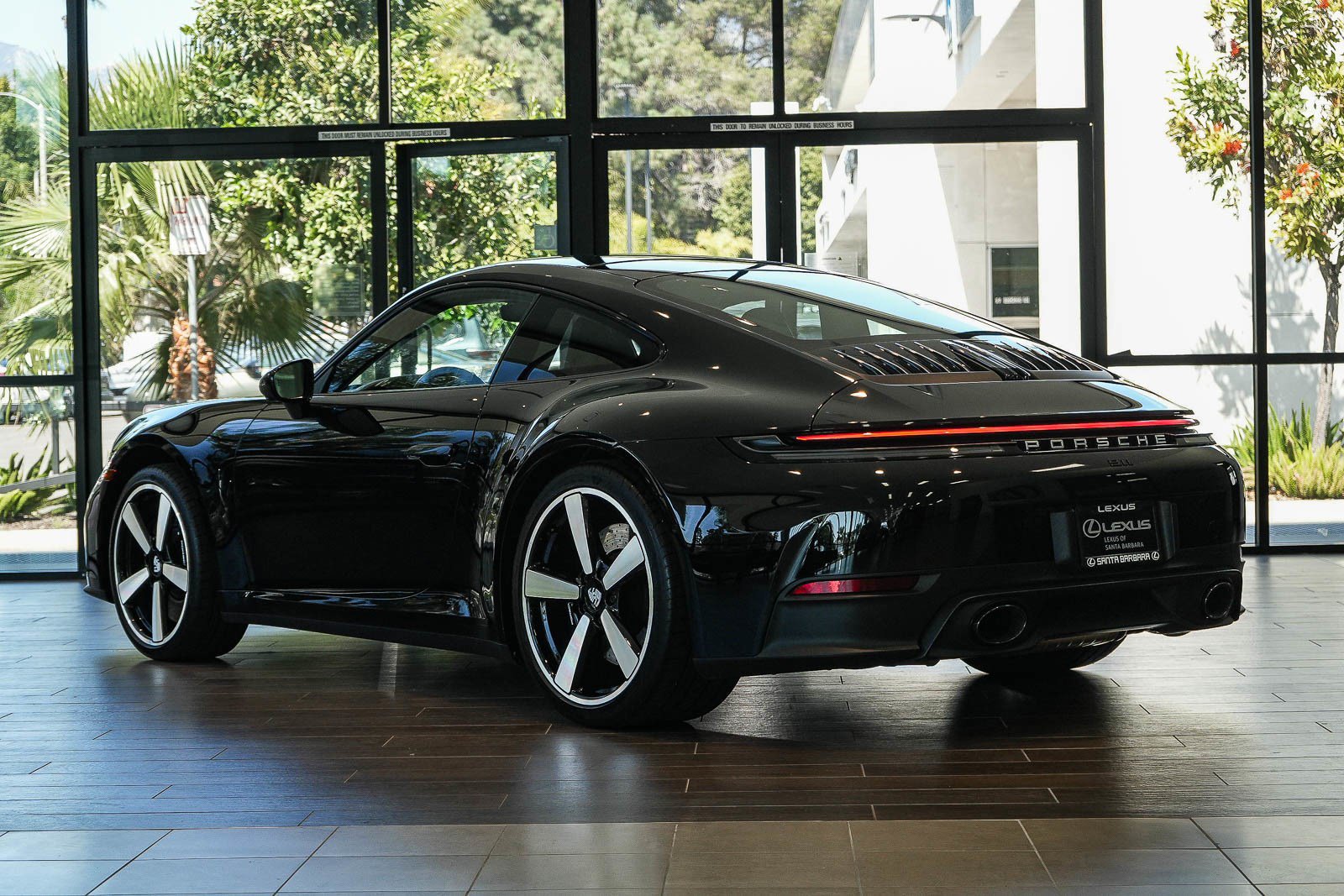 Used 2026 Porsche 911 Carrera 4S AWD/4WD image 4