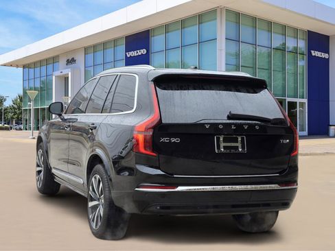 New 2025 Volvo XC90 T8 Core w/ Protection Package image 4