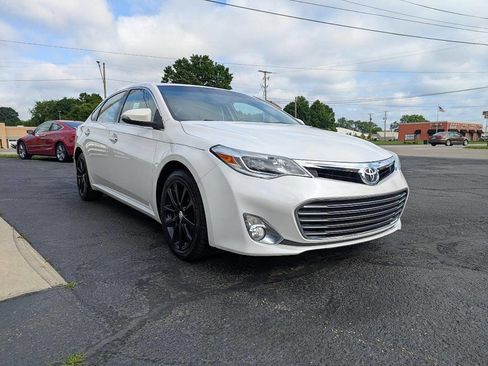 Used 2015 Toyota Avalon XLE Touring FWD image 4