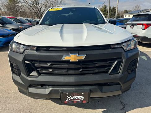Used 2023 Chevrolet Colorado W/T image 2