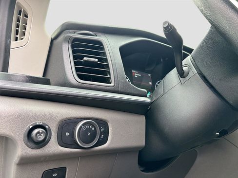 Used 2023 Ford Transit 350 XLT image 11