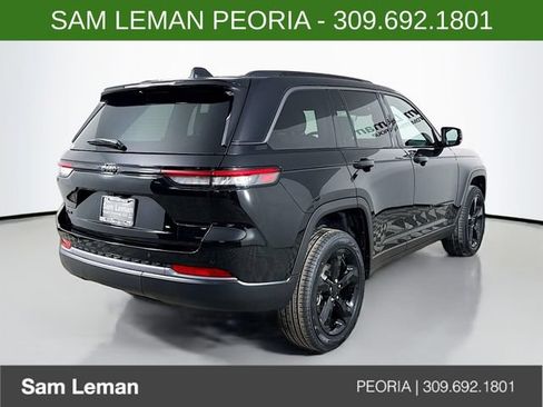 New 2026 Jeep Grand Cherokee Limited w/ Limited Altitude Package AWD/4WD image 7