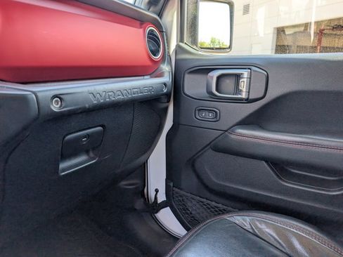 Used 2019 Jeep Wrangler Unlimited Rubicon w/ Steel Bumper Group AWD/4WD image 29