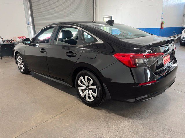 Used 2022 Honda Civic LX image 5