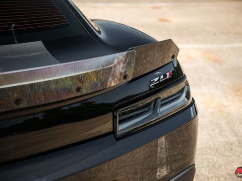 Used 2014 Chevrolet Camaro ZL1 image 35