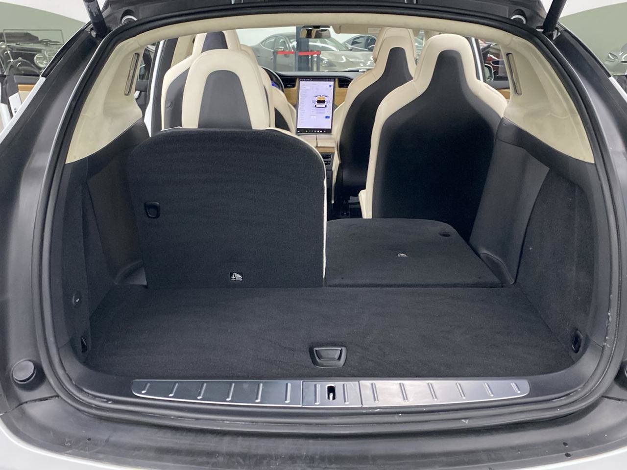 Used 2018 Tesla Model X P100D AWD/4WD image 32