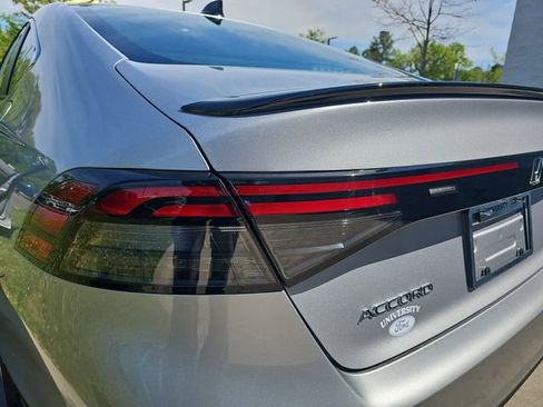 Used 2023 Honda Accord Sport image 32