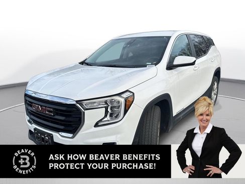 Used 2024 GMC Terrain SLE image 1